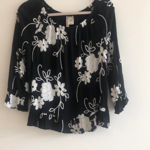 Gauzy embroidered blouse, size XL, black and white
